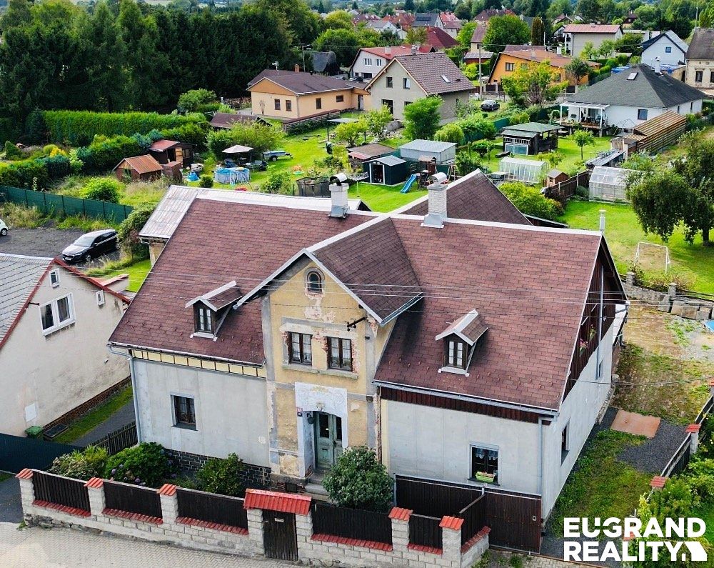 Prodej rodinného domu 226 m², pozemek 883 m², Rumburk – fotka 1 z 3