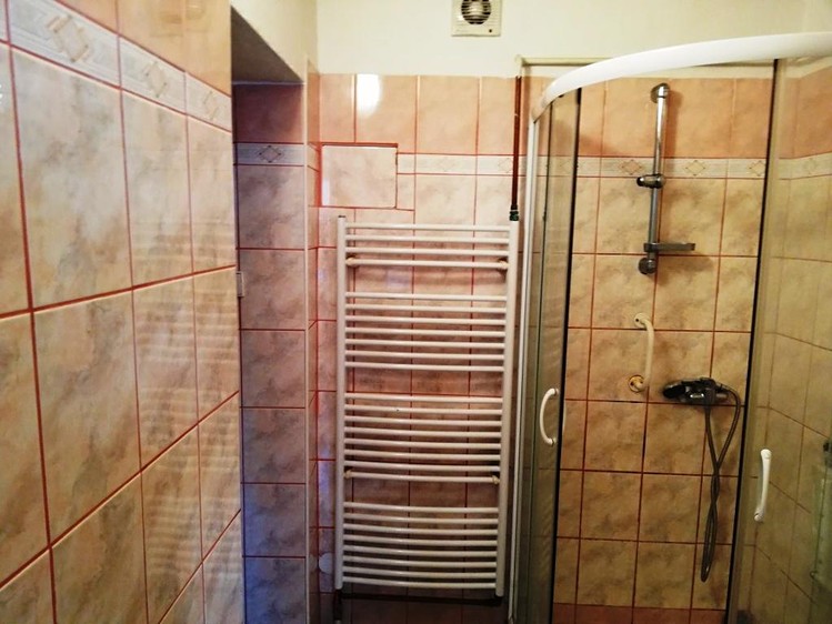 Gewerbefläche zum Kauf, 1.900 m² (2 von 4)