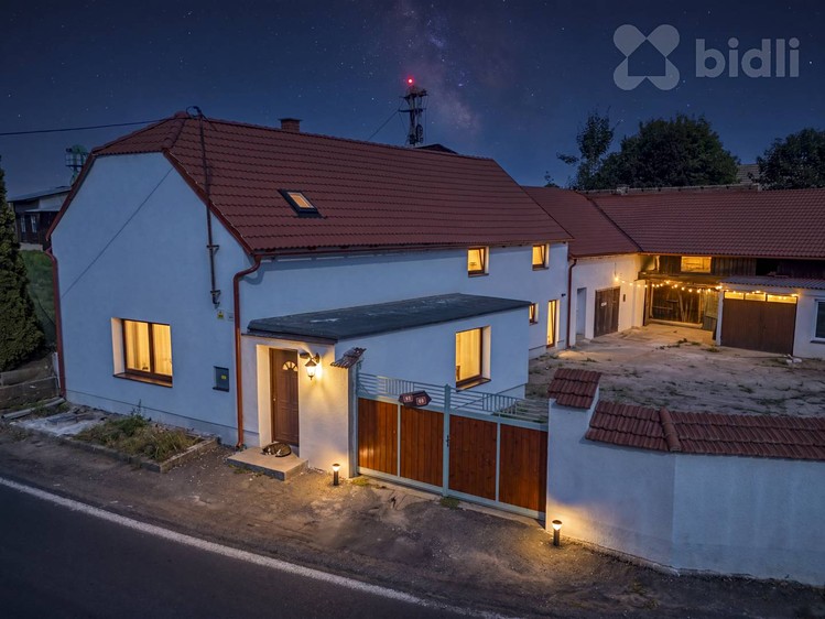 Будинок на продаж, 140 м² (2 з 30)