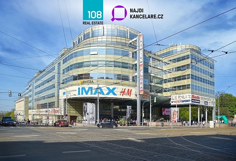 Pronájem kanceláře 387 m²