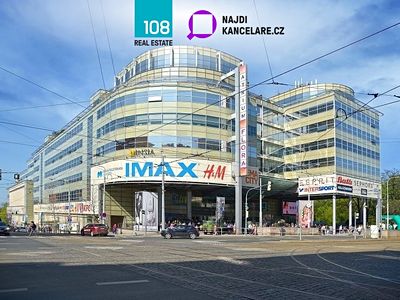 Pronájem kanceláře 387 m²