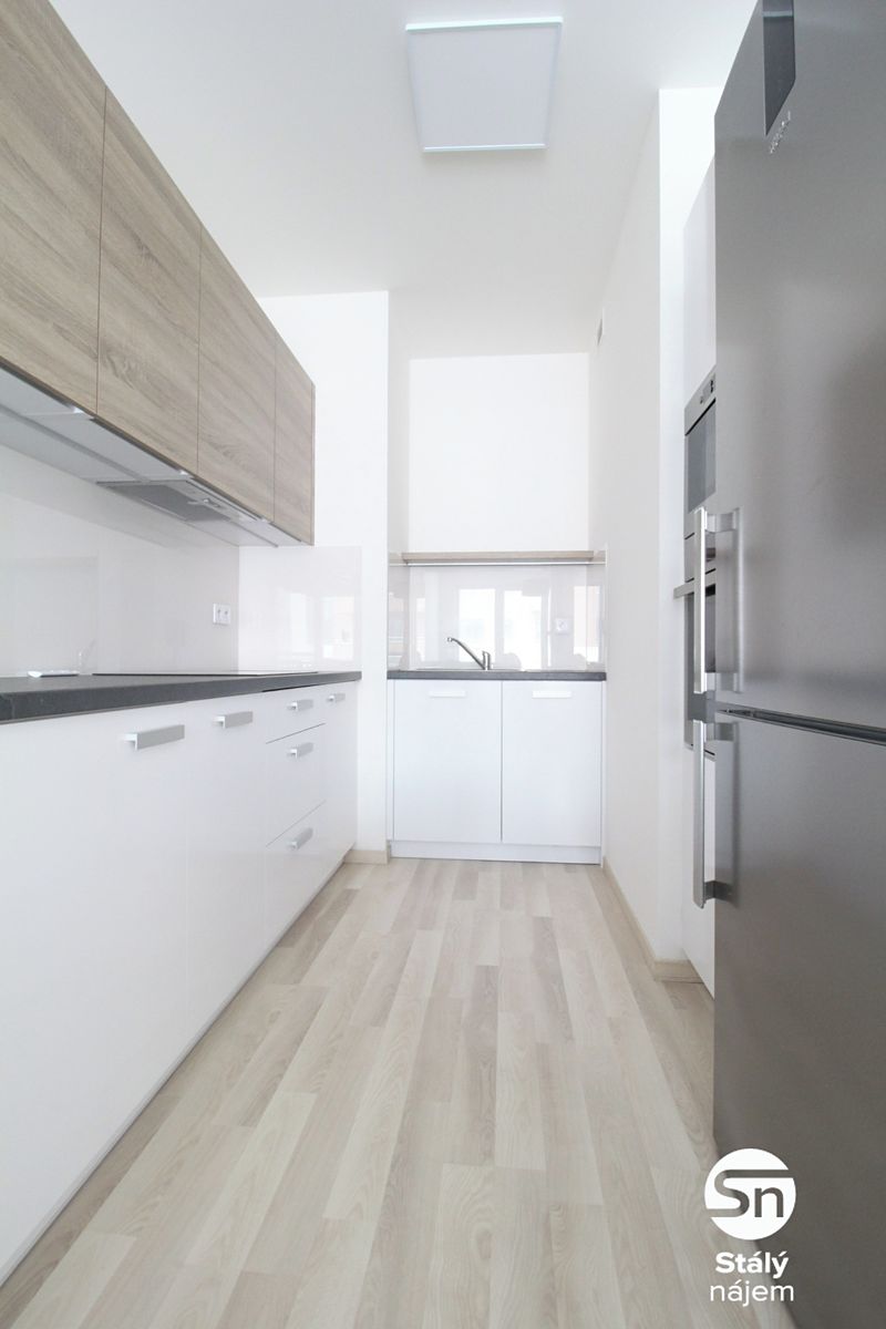 Pronájem bytu 2+kk 55 m² – fotografie 4