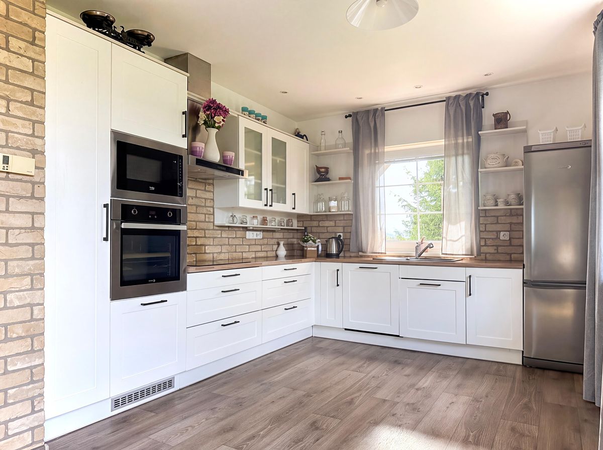 Pronájem rodinného domu 99 m², pozemek 350 m² – fotografie 2