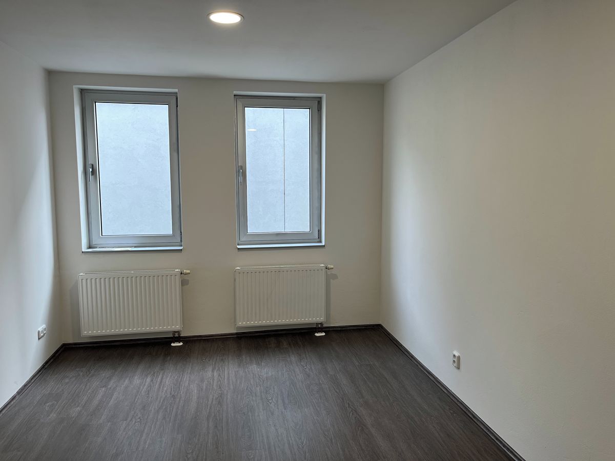 Pronájem bytu 2+kk 45 m² – fotografie 5