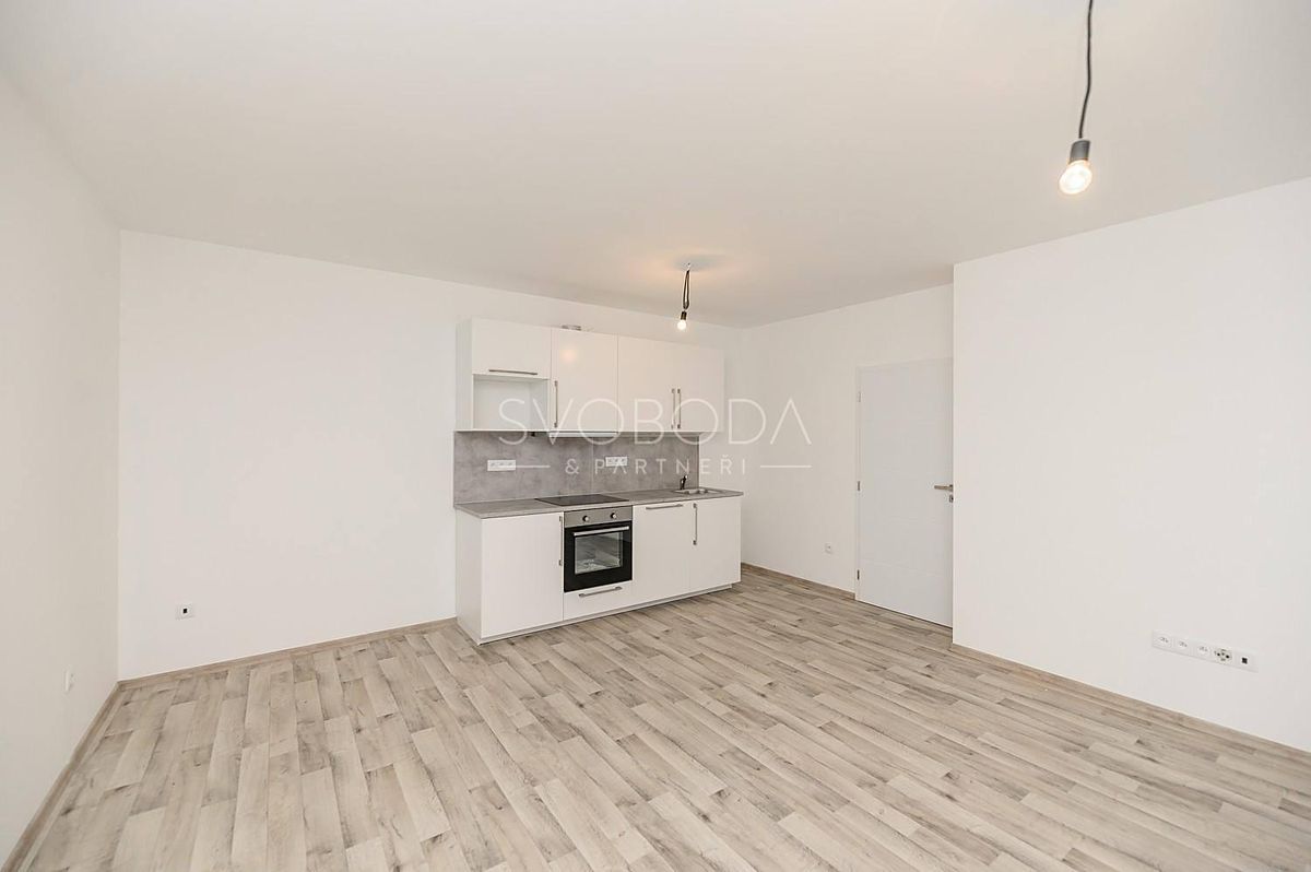 Pronájem bytu 2+kk 47 m² – fotografie 2