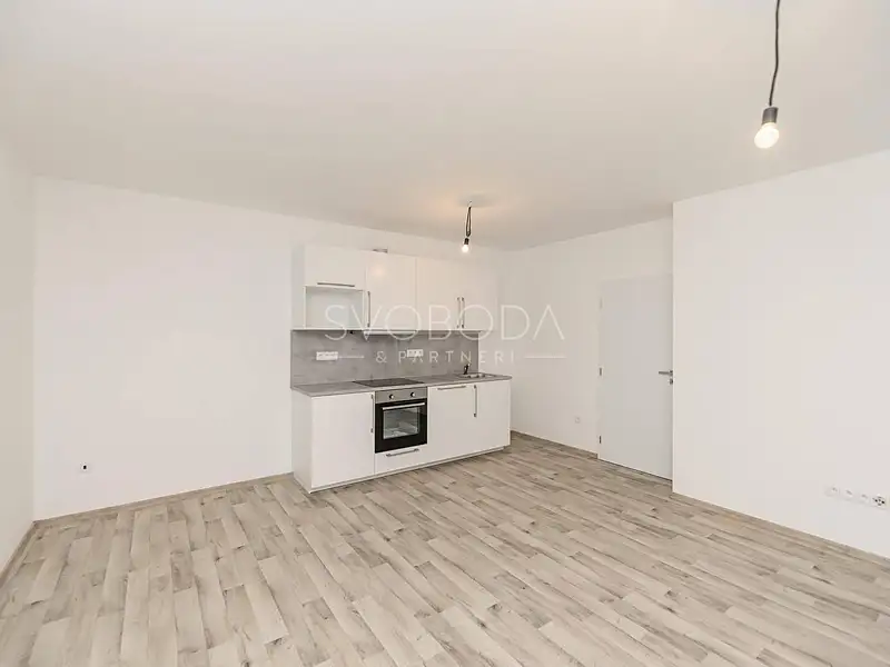 Pronájem bytu 2+kk 47 m², Hradec Králové – náhled fotky 2