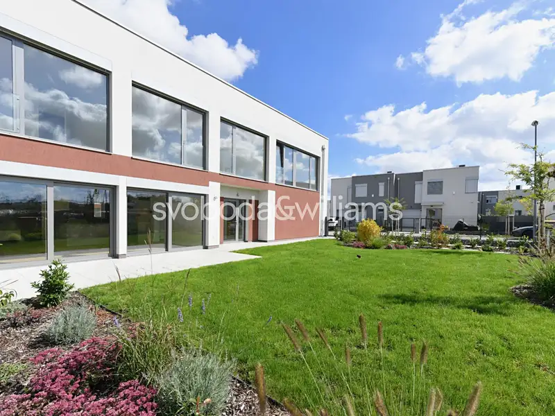 Prodej rodinného domu 225 m², pozemek 393 m², Chýně – náhled fotky 3