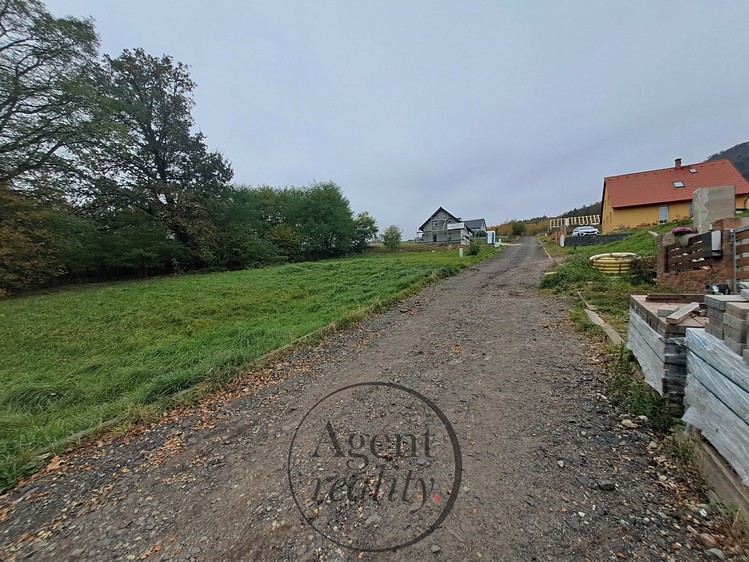 Prodej pozemku, 1 505 m² (9 z 14)