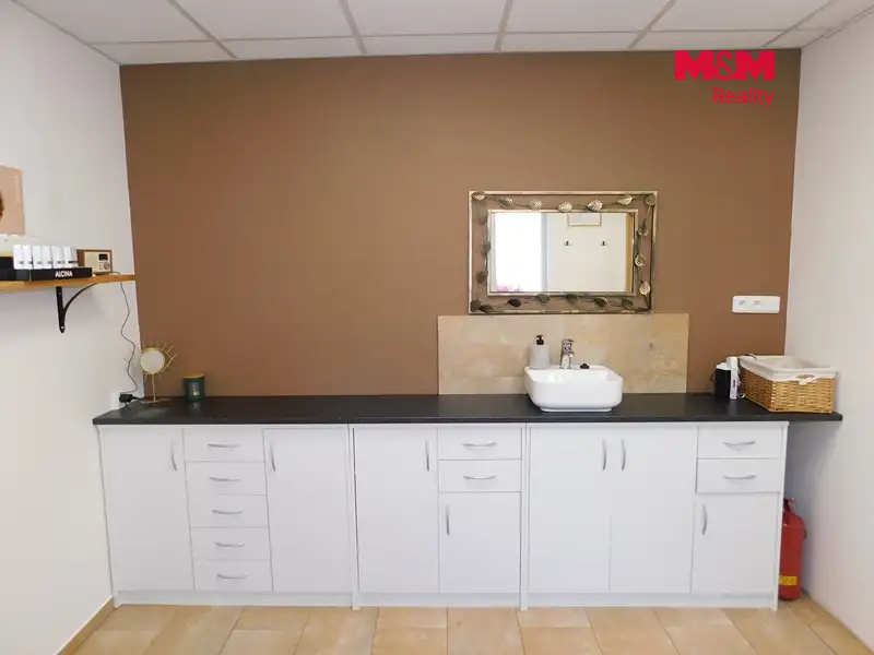Pronájem obchodního prostoru 11 m², Jirkov – náhled fotky 2