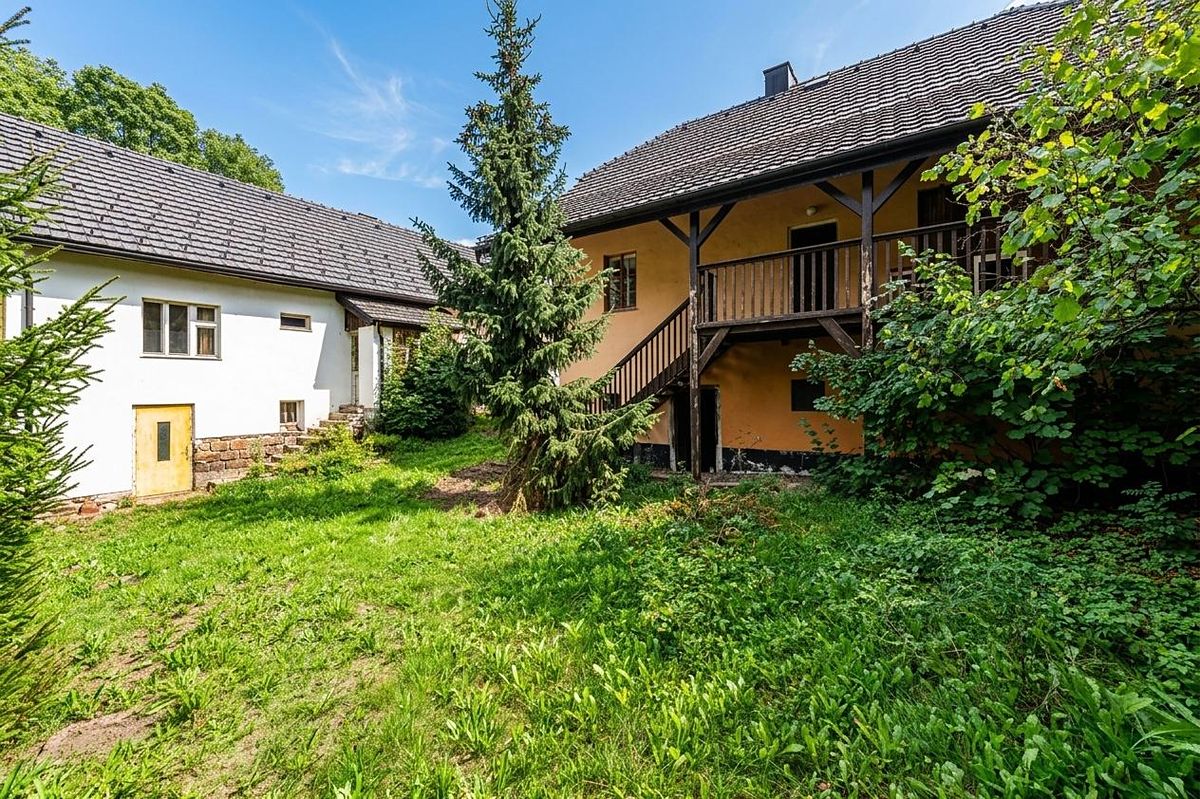 Prodej rodinného domu 164 m², pozemek 1224 m² – fotografie 3
