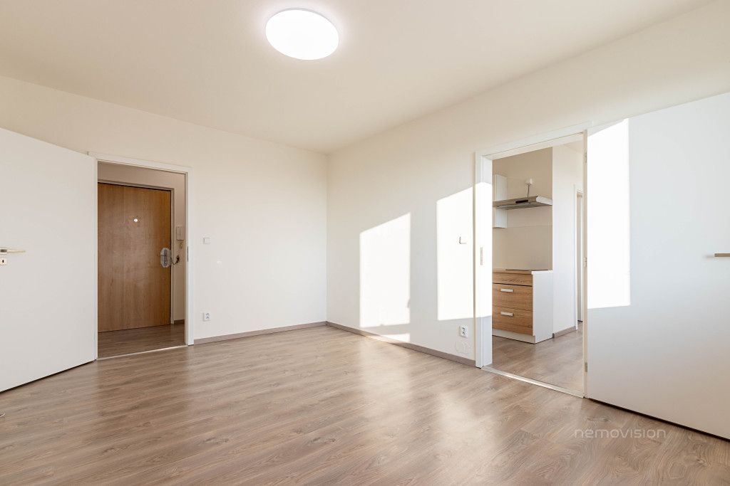 Pronájem bytu 2+1 58 m² – fotografie 3