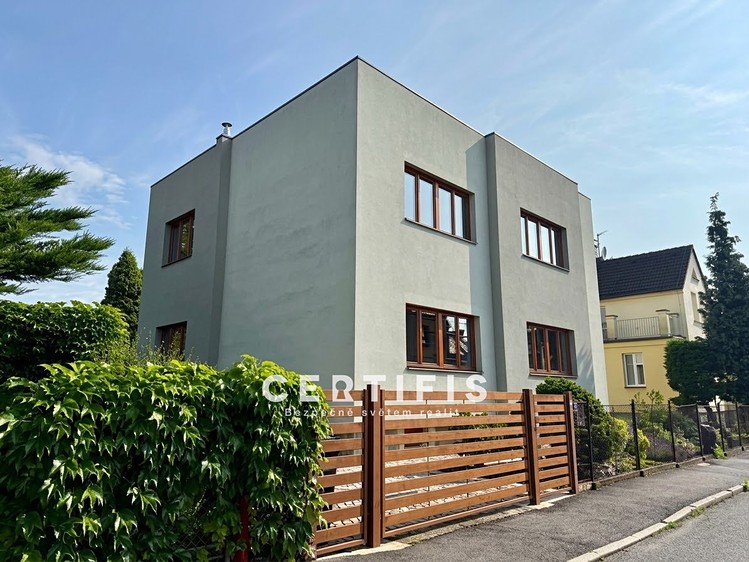 Haus zur Miete, 278 m² (17 von 17)