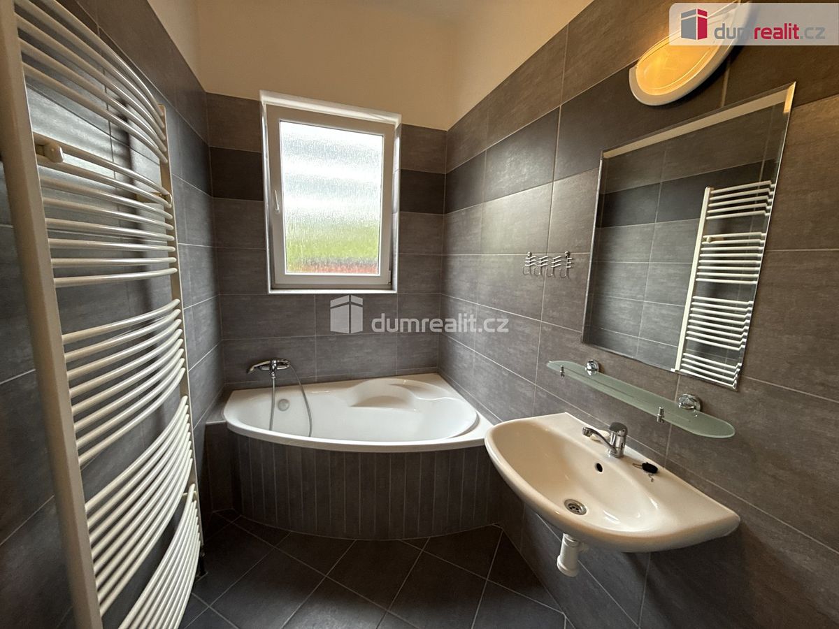 Pronájem bytu 2+1 58 m² – fotografie 5