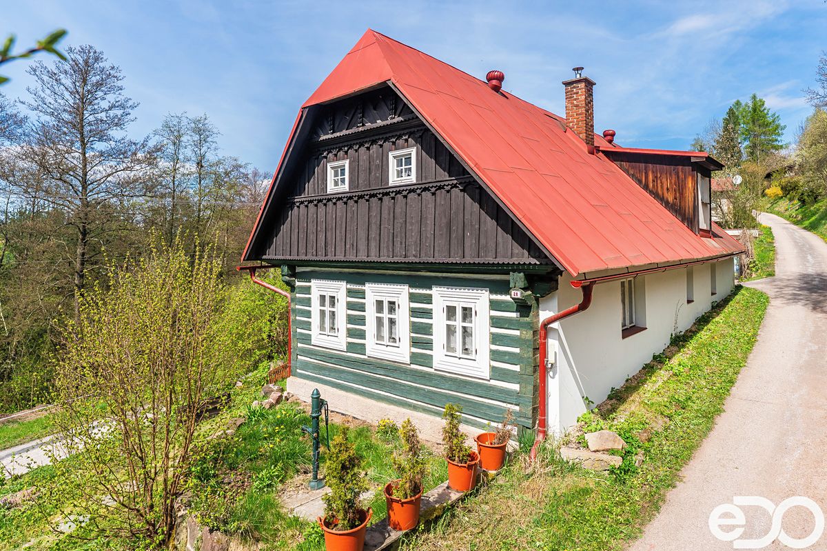 Prodej chalupy 129 m², pozemek 488 m², Kruh – fotka 1 z 3