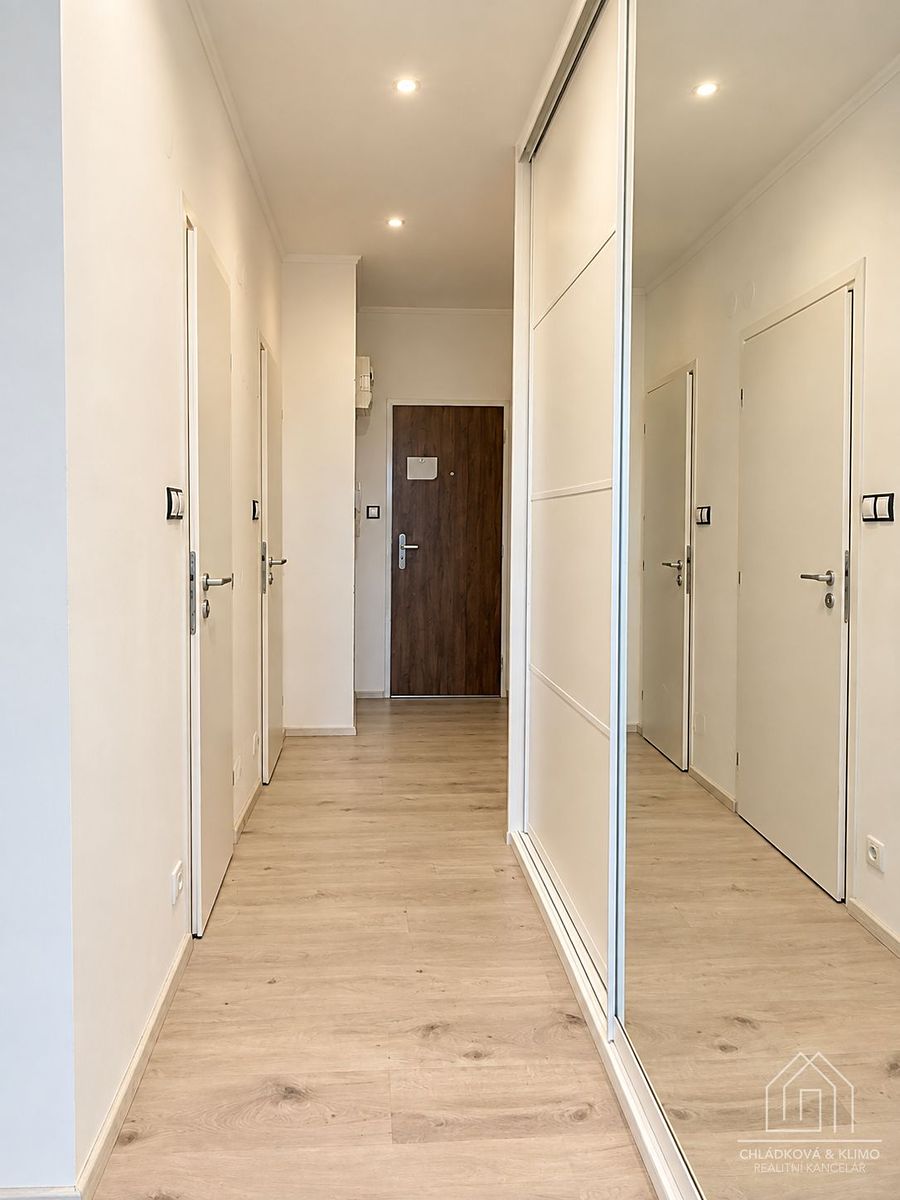 Pronájem bytu 2+kk 47 m² – fotografie 5
