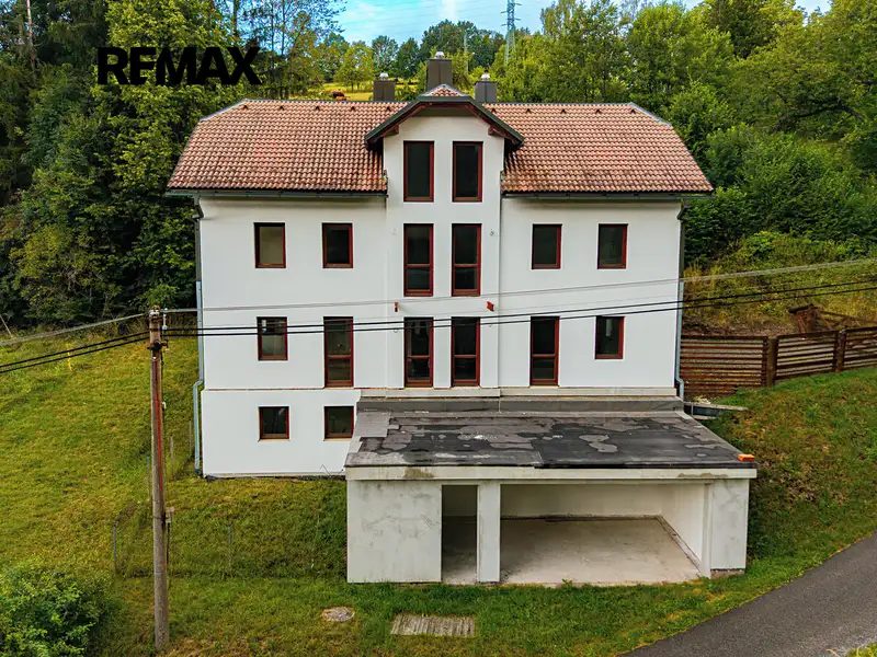 Prodej rodinného domu 600 m², pozemek 728 m², Bozkov – náhled fotky 2