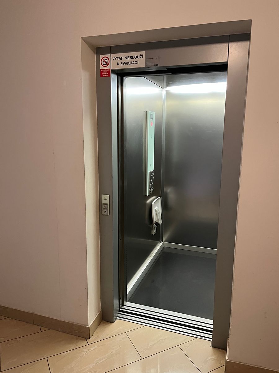 Pronájem bytu 3+kk 92 m² – fotografie 5
