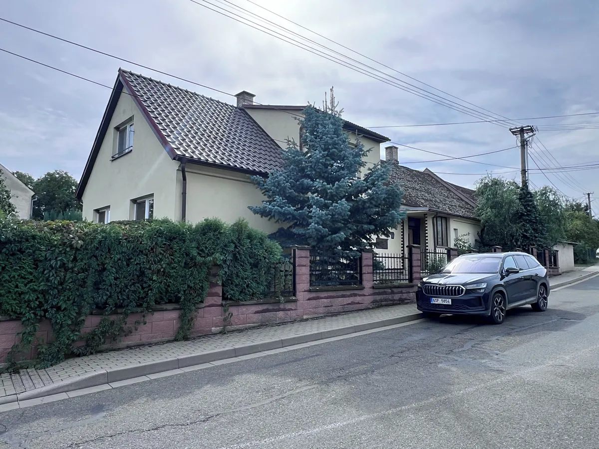Prodej rodinného domu 281 m², pozemek 502 m²