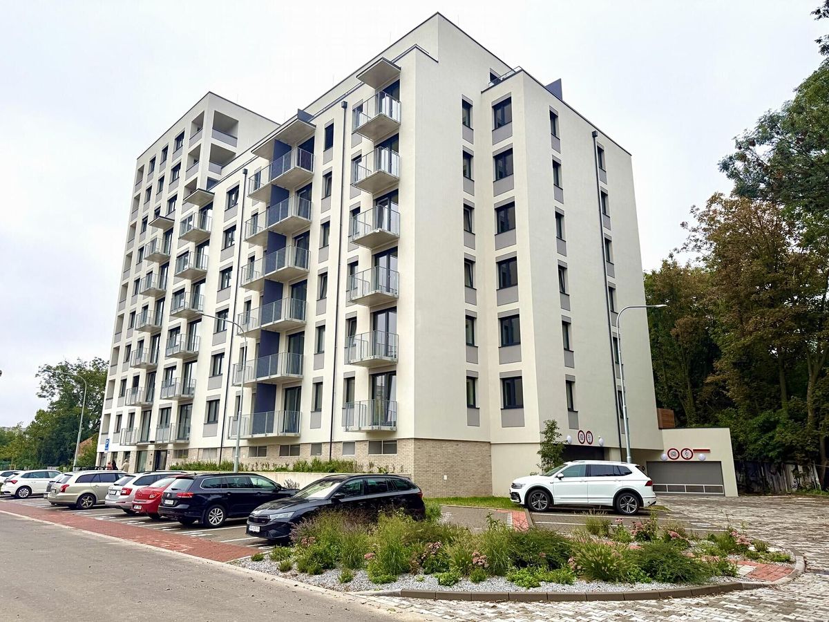 Pronájem bytu 1+kk 35 m²
