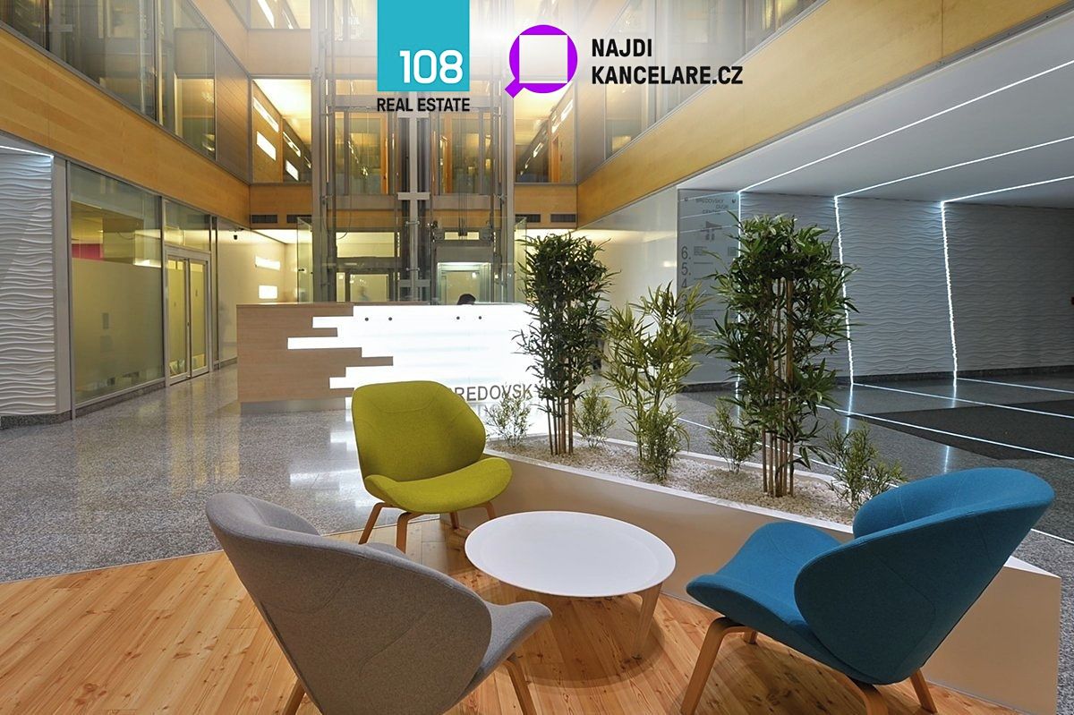 Pronájem kanceláře 322 m² – fotografie 4