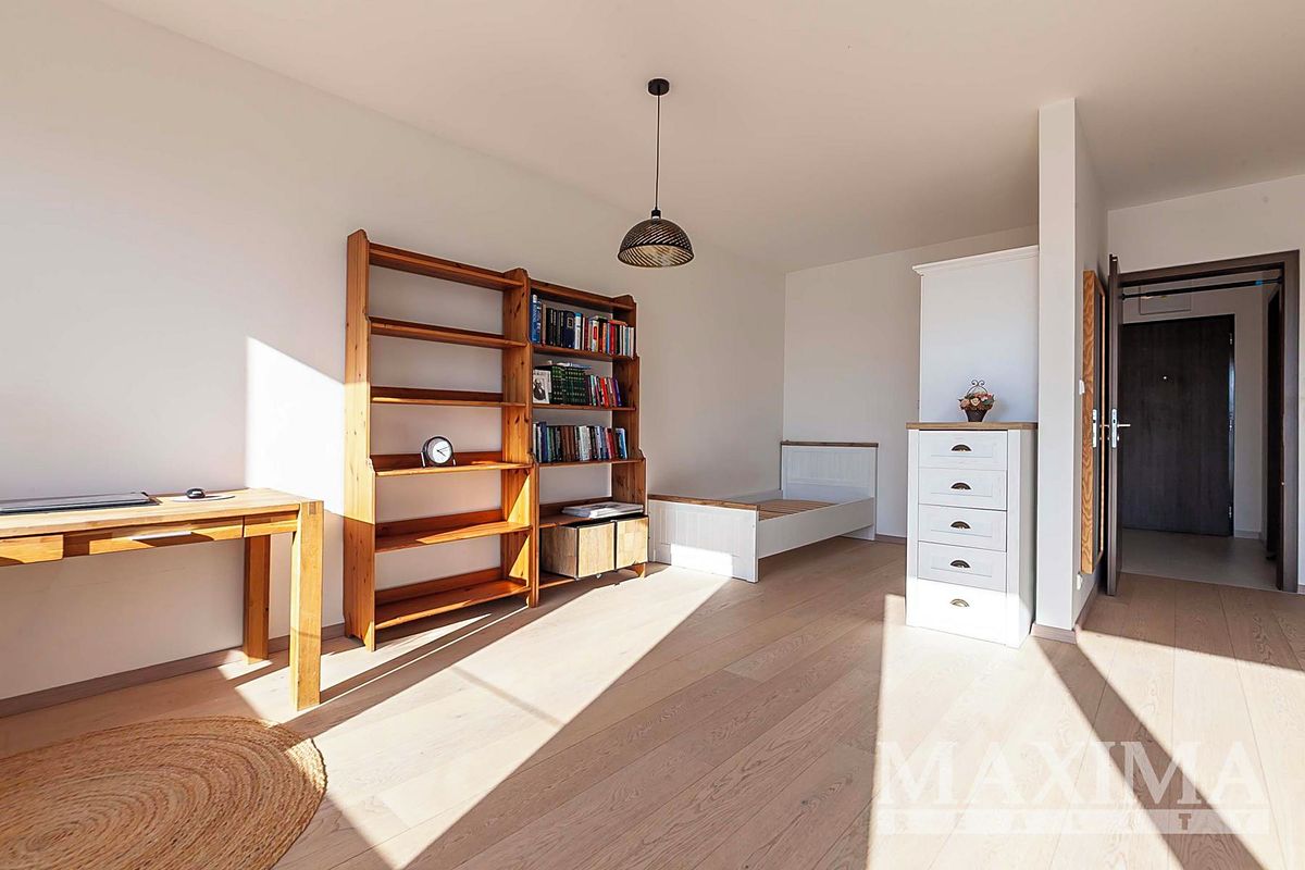 Pronájem bytu 1+kk 54 m² – fotografie 3