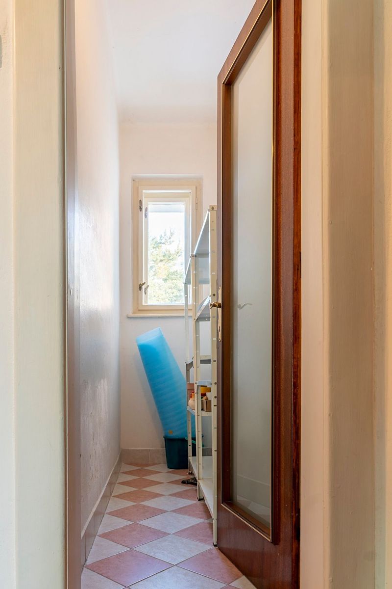 Pronájem bytu 2+1 65 m² – fotografie 4