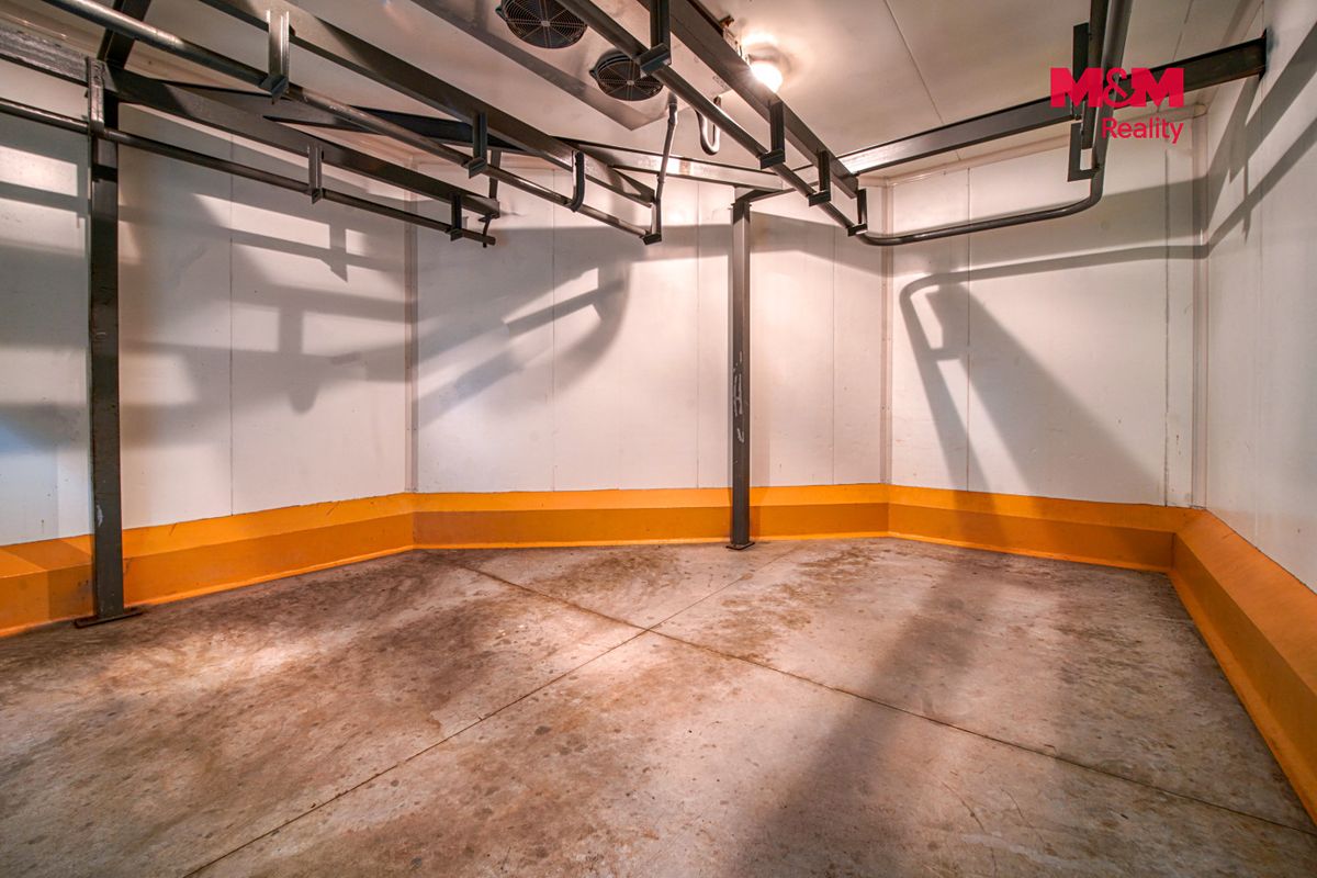 Prodej výrobní haly, prostoru 377 m² – fotografie 2