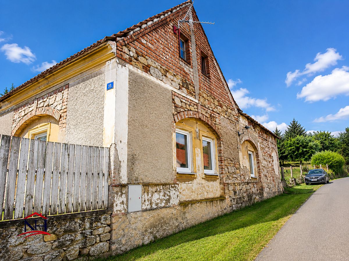 Prodej rodinného domu 96 m², pozemek 422 m²