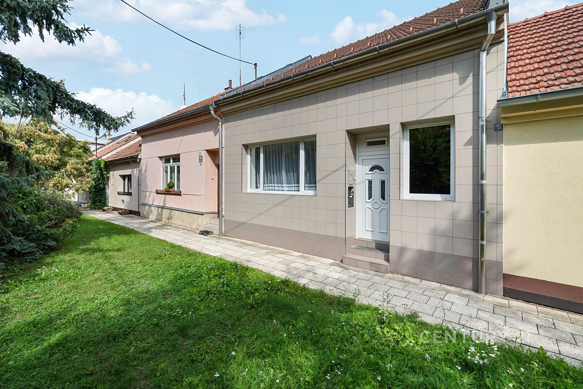 Prodej rodinného domu 140 m², pozemek 403 m²