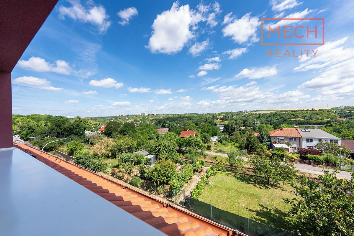 Pronájem bytu 2+1 56 m² – fotografie 4