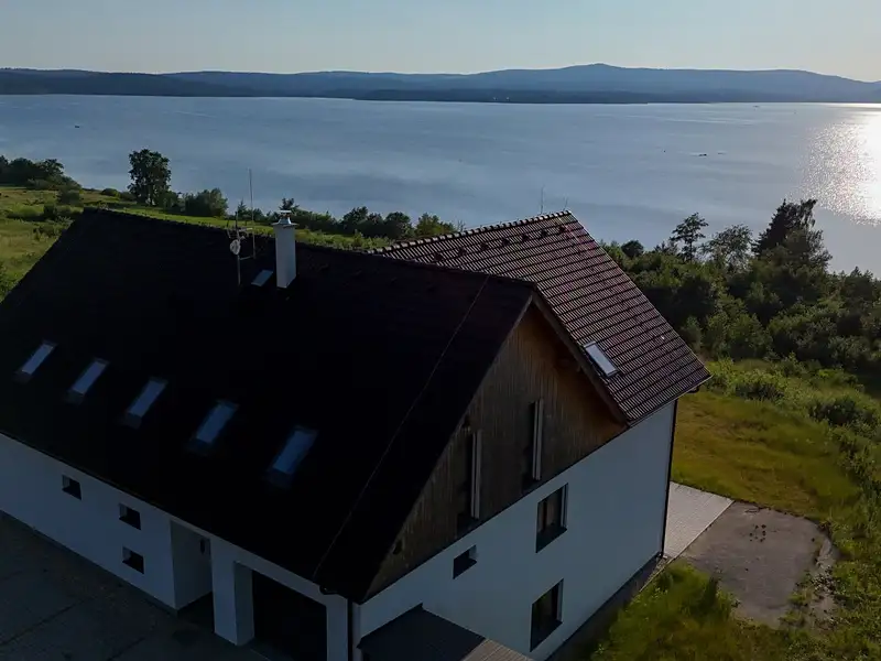 Prodej vícegeneračního domu 602 m², pozemek 2000 m², Frymburk – náhled fotky 3