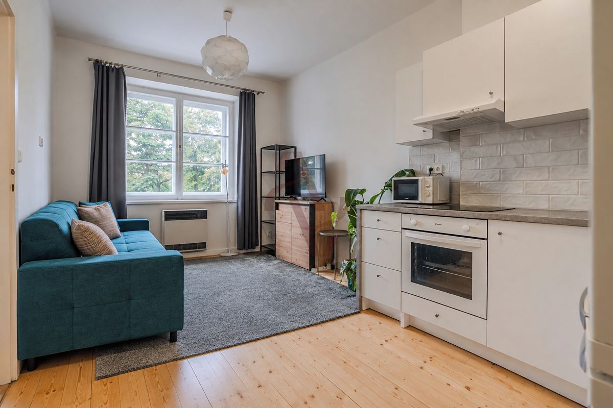 Pronájem bytu 2+kk 40 m²