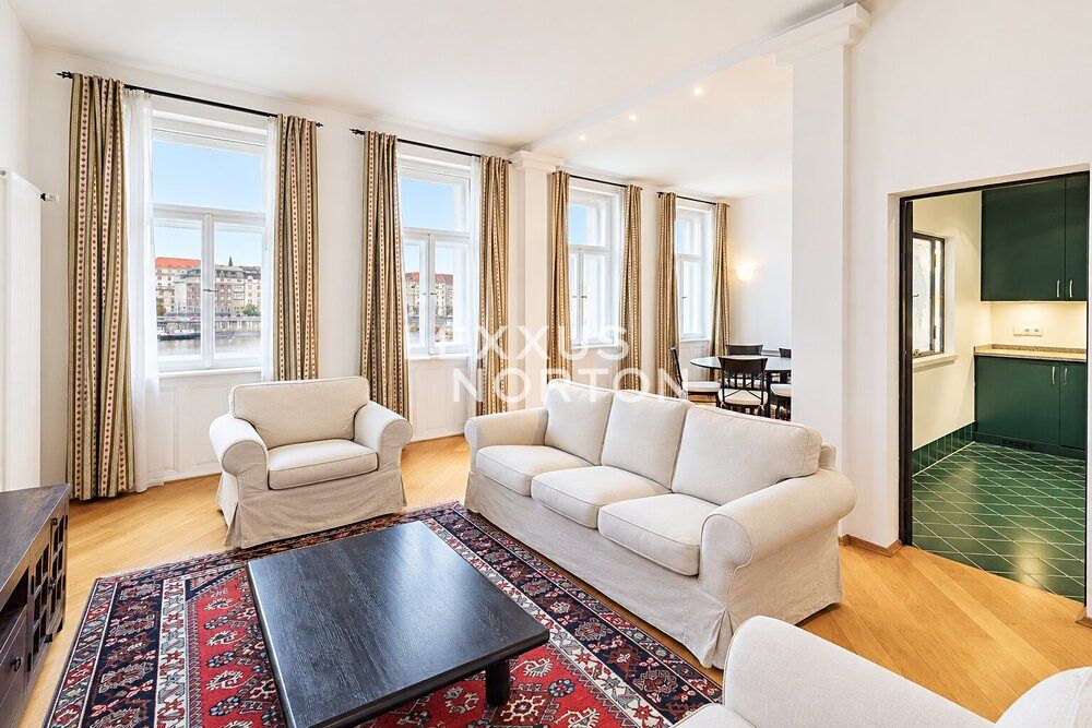 Pronájem bytu 3+1 94 m²
