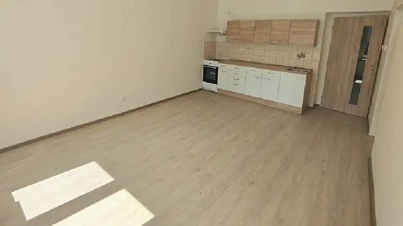 Pronájem bytu 2+kk 54 m², Hlinsko – náhled fotky 1