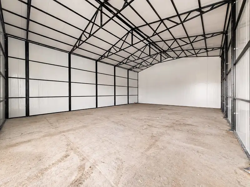 Pronájem skladového prostoru 365 m², Mníšek pod Brdy – náhled fotky 3