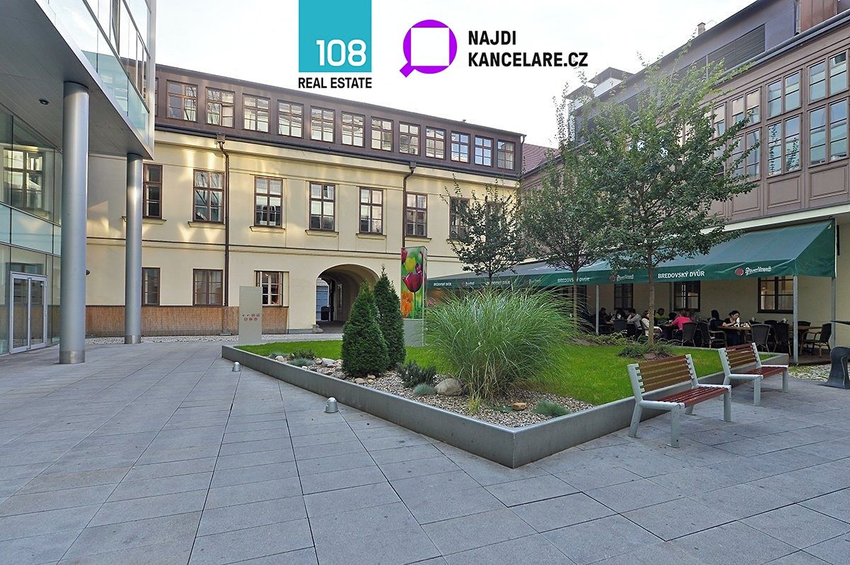Pronájem kanceláře 322 m² – fotografie 2