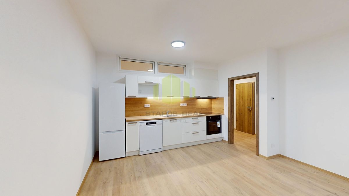 Pronájem bytu 2+kk 63 m² – fotografie 3