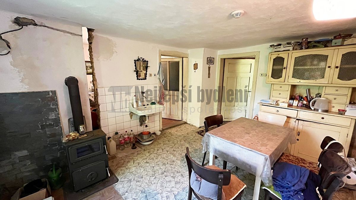 Prodej rodinného domu 80 m², pozemek 2056 m² – fotografie 4