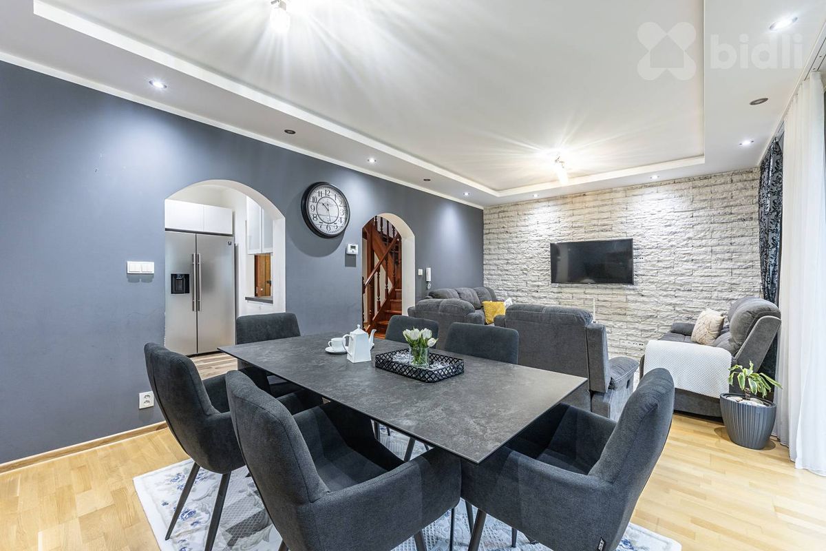 Prodej rodinného domu 160 m², pozemek 591 m² – fotografie 4
