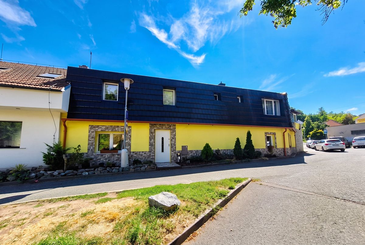 Prodej vícegeneračního domu 396 m², pozemek 198 m²
