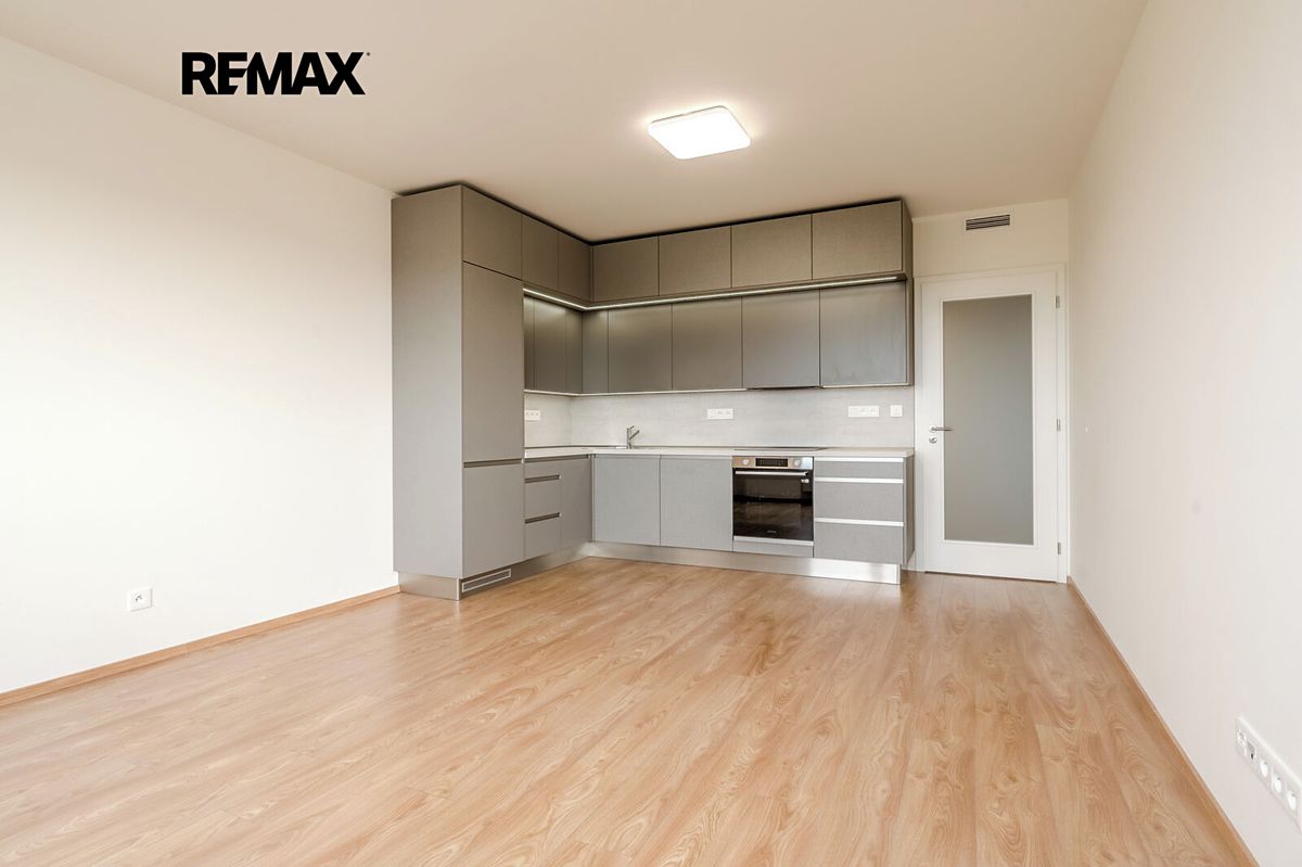 Pronájem bytu 2+kk 58 m²