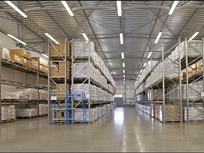 Pronájem komerčního prostoru, 1 395 m² (3 z 6)
