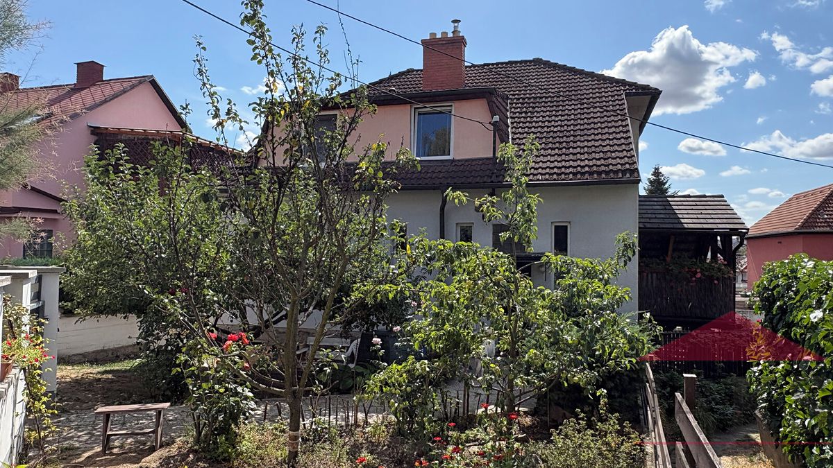 Prodej rodinného domu 163 m², pozemek 372 m² – fotografie 4