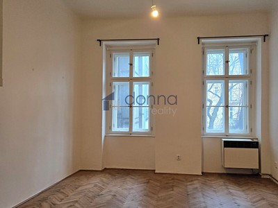Квартира 1+kk в оренду, 30 м² (2 з 8)