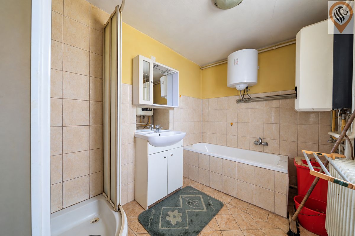 Prodej rodinného domu 87 m², pozemek 919 m² – fotografie 2