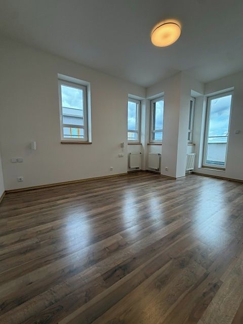 Pronájem bytu 3+kk 96 m² – fotografie 5