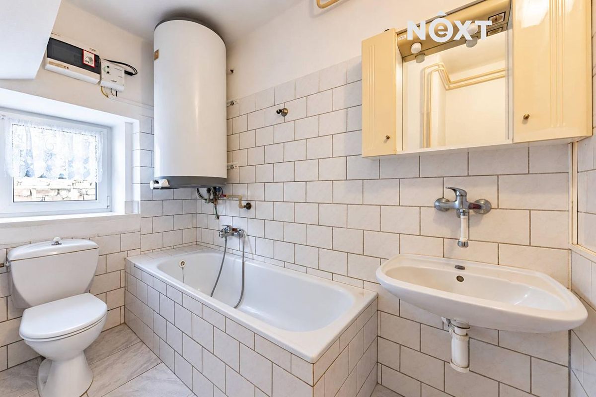 Prodej rodinného domu 167 m², pozemek 327 m² – fotografie 5