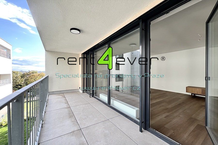 Pronájem bytu 2+kk 54 m² – fotografie 3