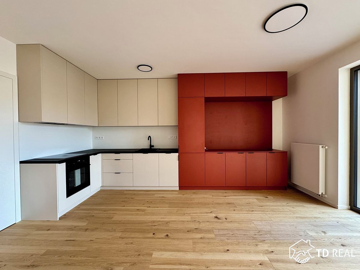 Pronájem bytu 1+kk 42 m² – fotografie 2