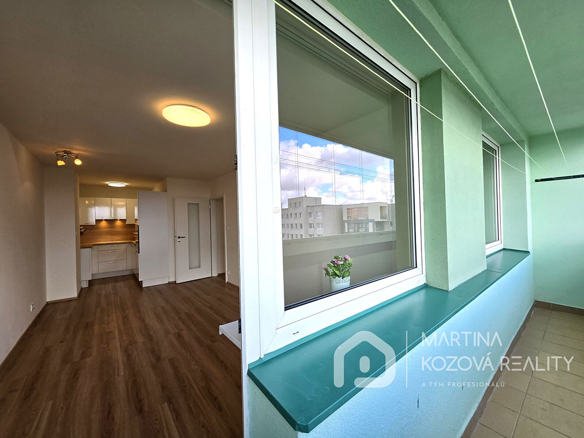 Pronájem bytu 2+kk 42 m² – fotografie 2